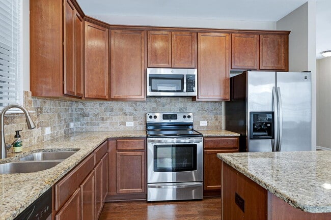 Building Photo - 1038 Ileagnes Rd