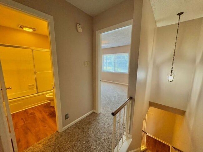 Building Photo - Available Now! Beautiful 3 bedroom 2.5 bat...