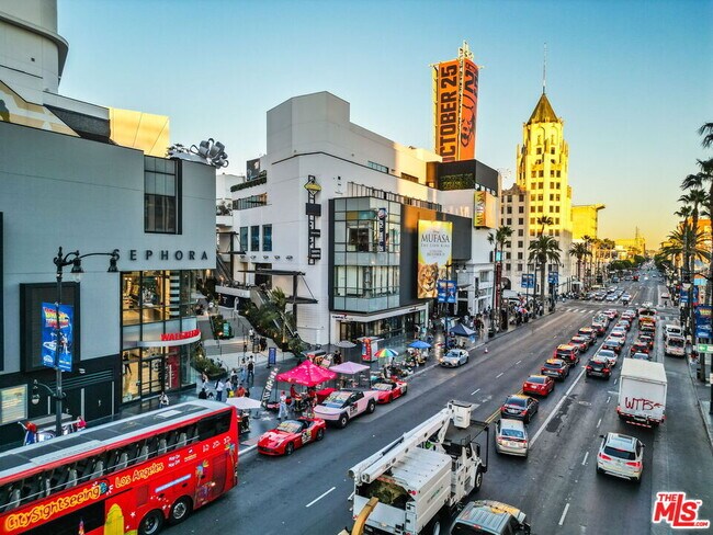 Building Photo - 2700 Cahuenga Blvd