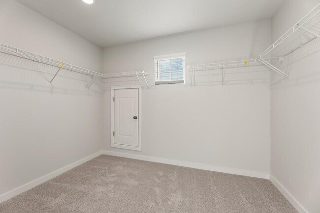 Building Photo - 2694 Mourning Dove Dr