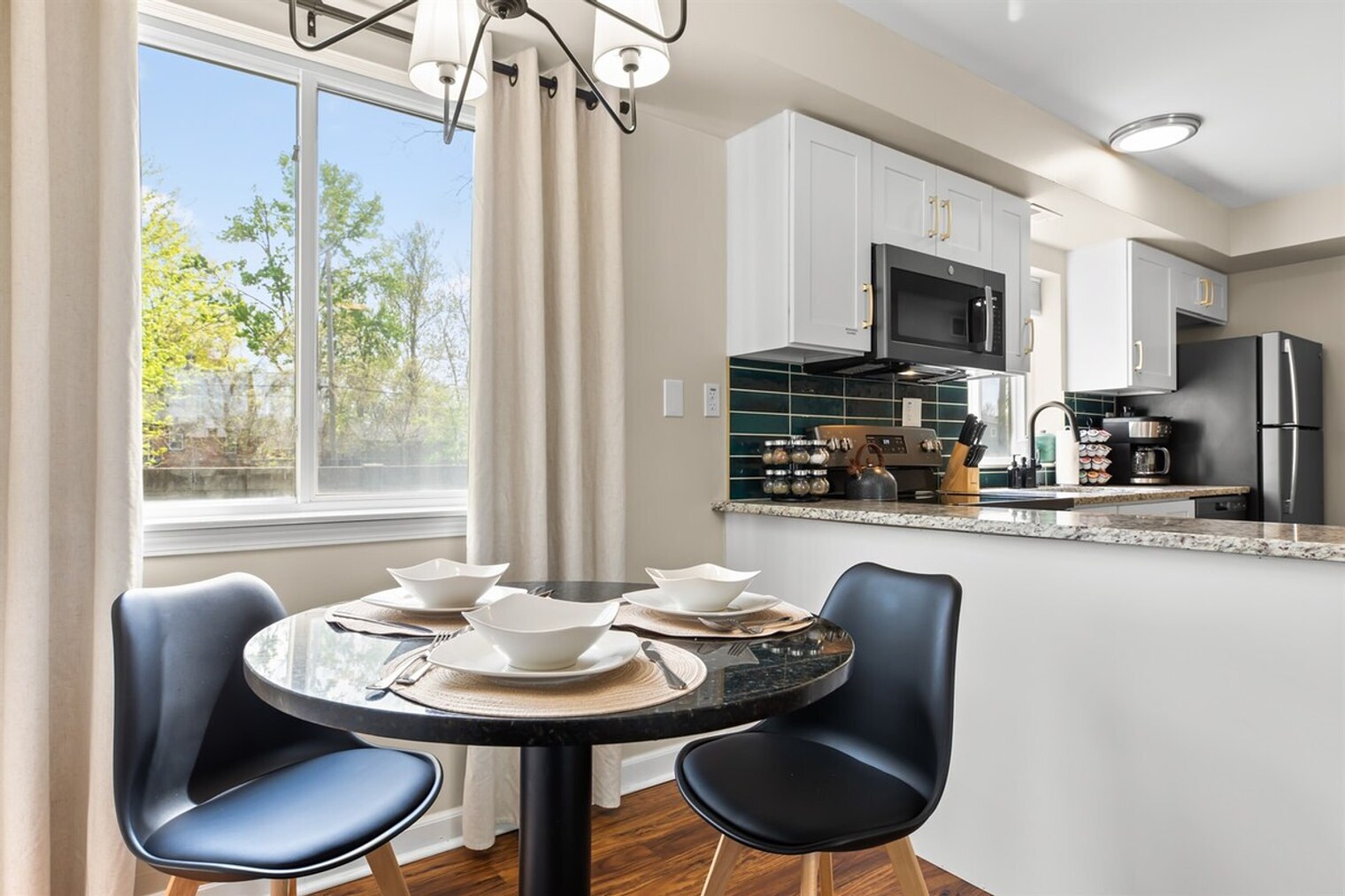 Building Photo - 18447 Sharon Ln