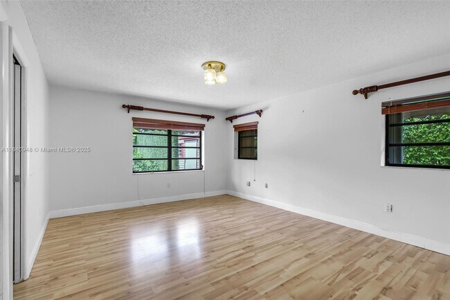 Building Photo - 12845 SW 49th Terrace