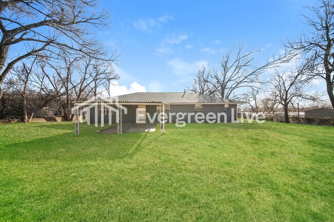 Building Photo - 4519 NW 8th St