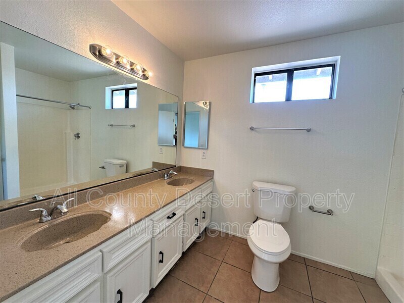 Building Photo - 33950 Via De Anza