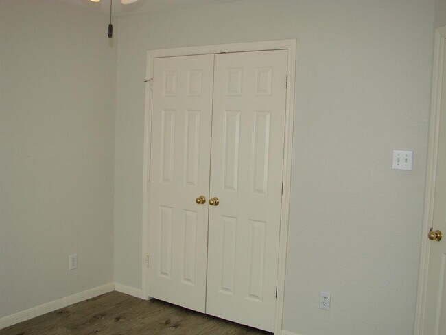Building Photo - 22434 Cascade Springs Dr