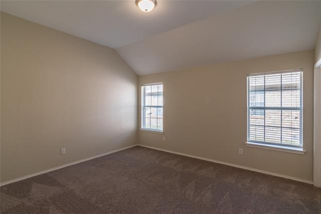 Building Photo - 2617 Zoeller Dr