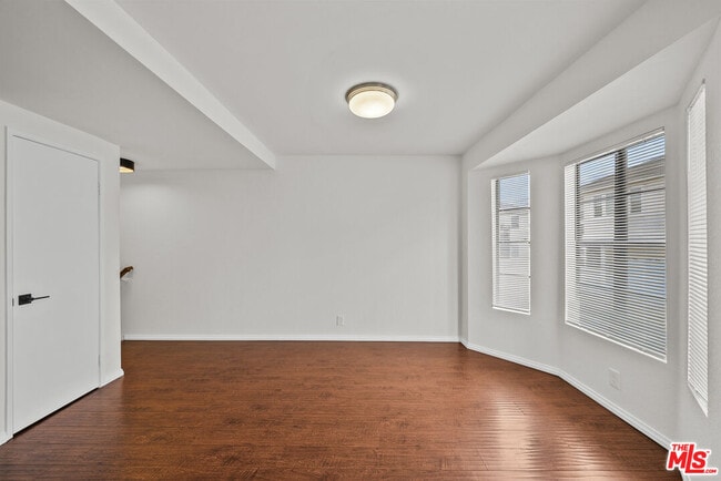 Building Photo - 417 N Alhambra Ave