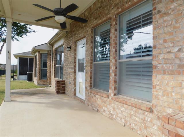 Building Photo - 3904 Stone Oak Blvd