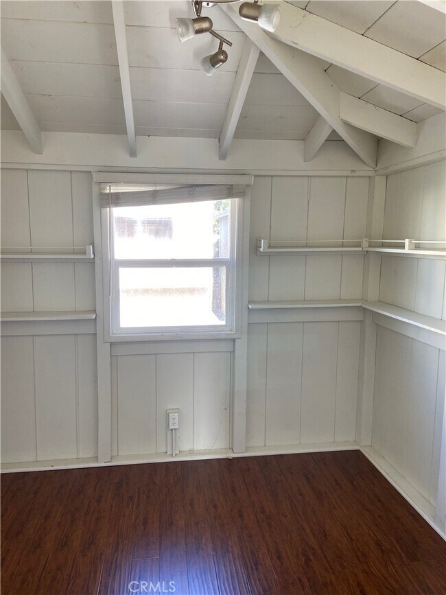 Building Photo - 435 Heliotrope Ave