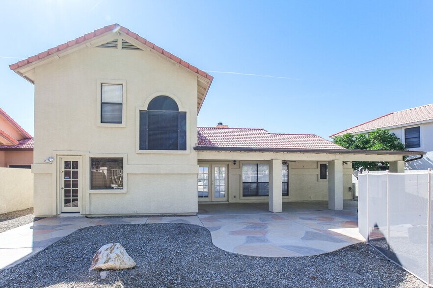 Building Photo - 7352 W Morrow Dr