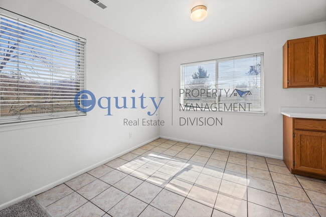 Building Photo - 2550 S 900 E