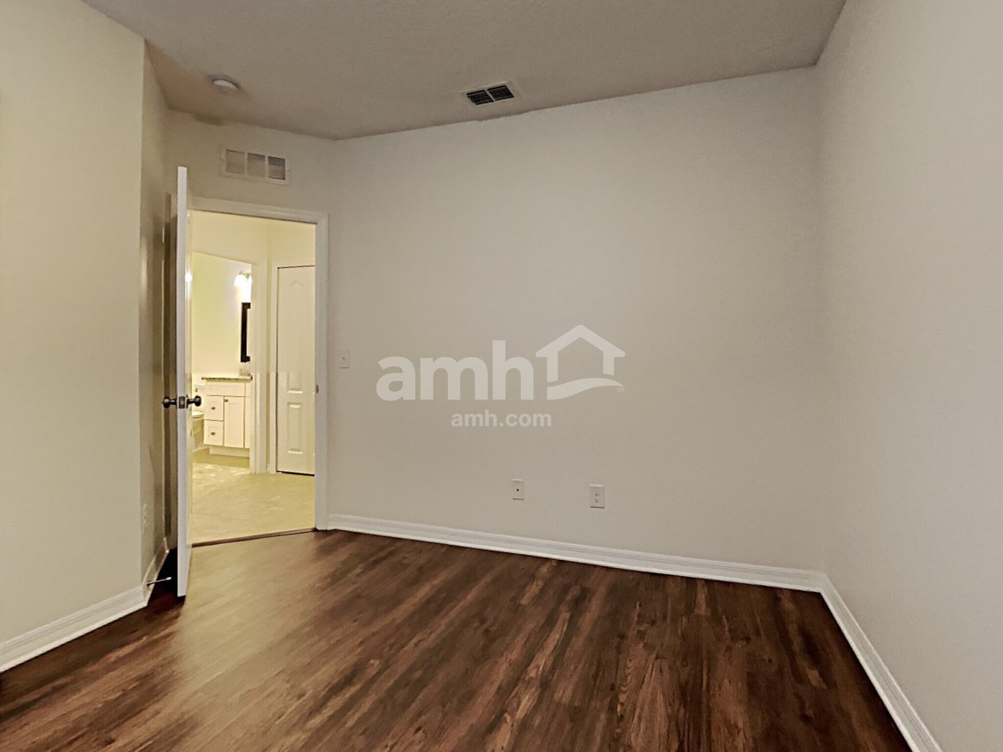 Building Photo - 344 Red Kite Dr