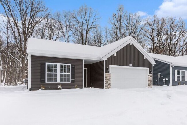 Building Photo - 3518 E Sedge Wren Dr