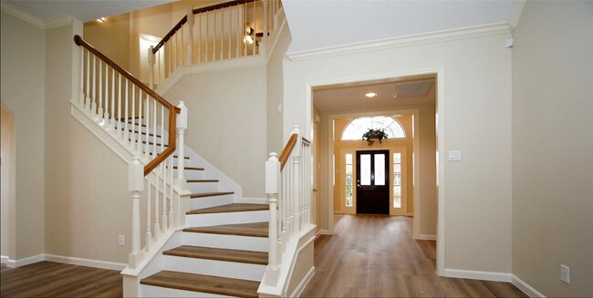 Building Photo - 15710 Cascading Brook Way