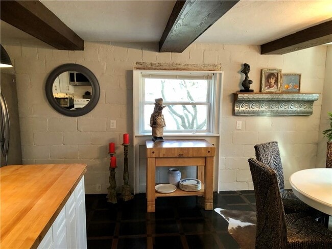 Building Photo - 9 Red Cross Terrace