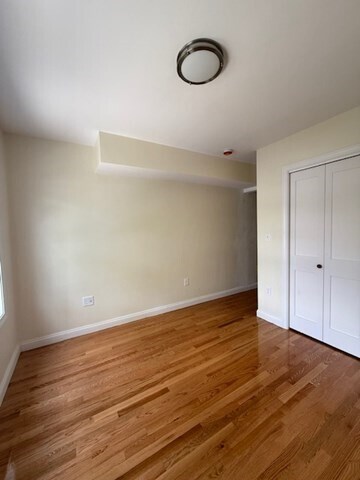Building Photo - 371 Belmont St