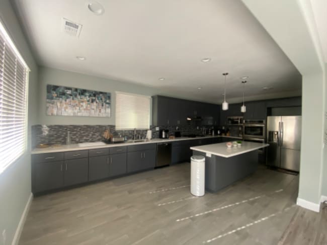 Building Photo - 23673 Kathryn St