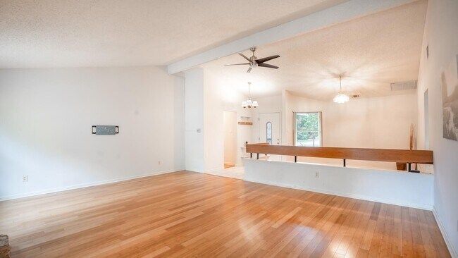 Building Photo - 11606 Parkfield Dr