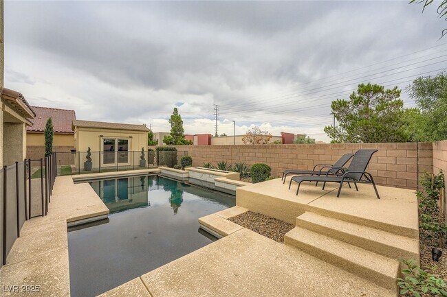 Building Photo - 5990 Viscaya Grv St