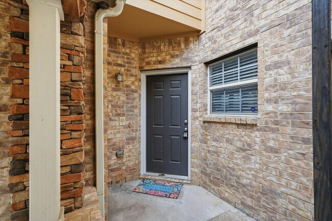 Building Photo - Beautiful 3-Bedroom, 2.5-Bath Townhouse in Plano ISD