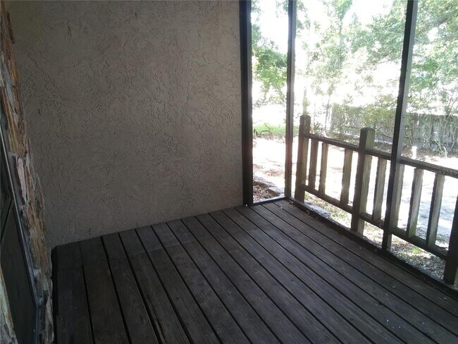Building Photo - 5379 Duhme Rd