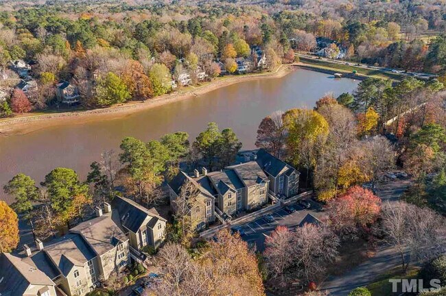 Building Photo - 329 Glen Echo Ln