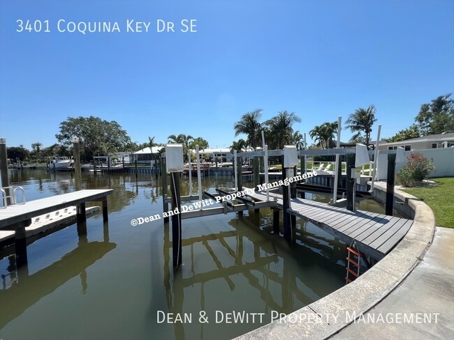 Building Photo - 3401 Coquina Key Dr SE