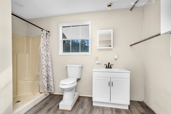 Building Photo - 1478 Apache Dr