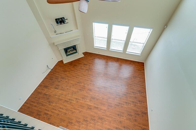 Building Photo - 5007 Jade Cove Ct