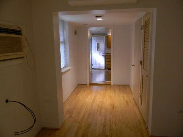Building Photo - 1229 Leon Pl
