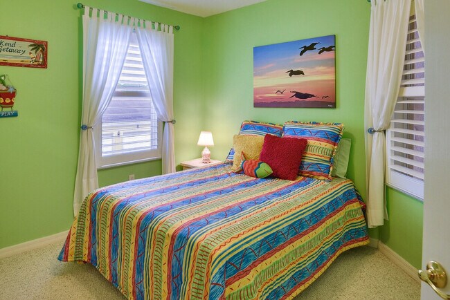 Building Photo - 400 Canopy Walk Ln