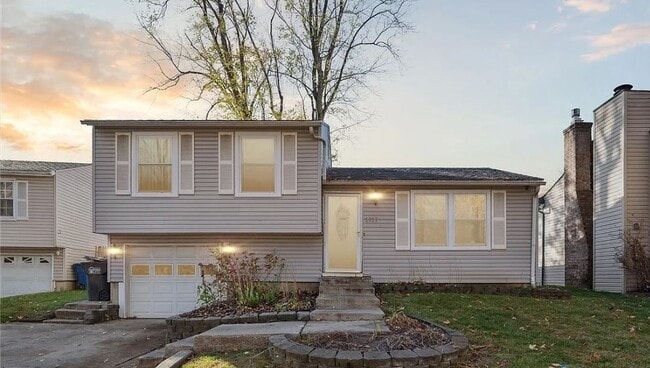 Primary Photo - 3737 Whitegate Dr