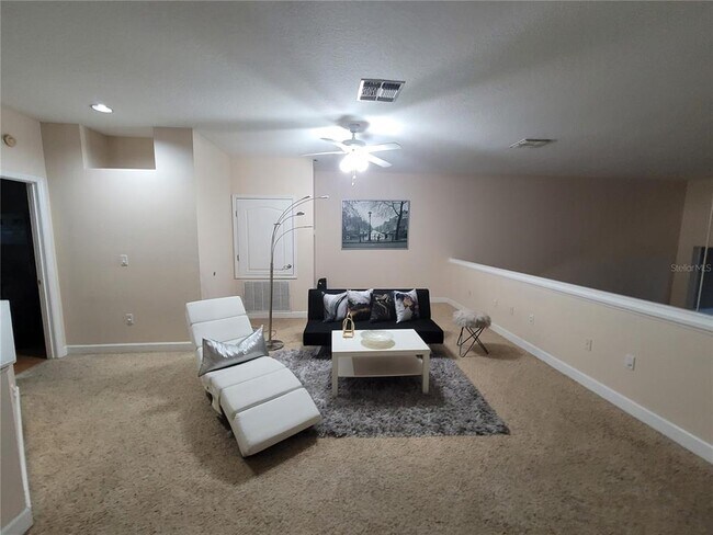 Building Photo - 1727 St Tropez Ct