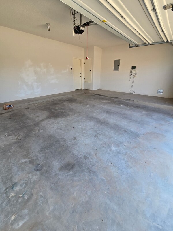 Building Photo - 14344 Apache Point Dr