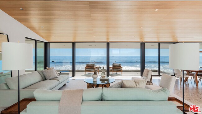 Building Photo - 31388 Broad Beach Rd