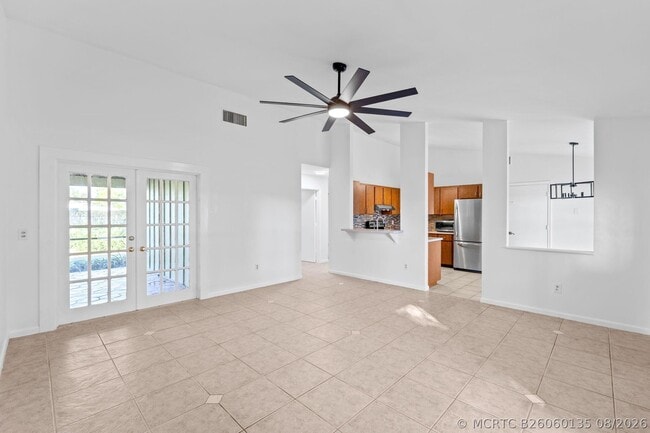 Building Photo - 11989 Persimmon Blvd