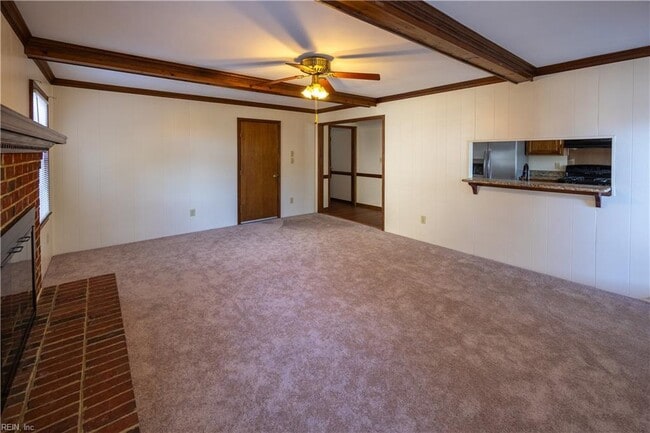 Building Photo - 1045 Backwoods Rd