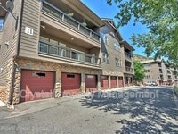 Building Photo - 2701 Midland Ave