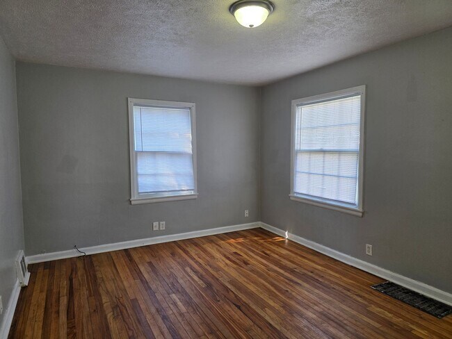 Building Photo - 1236 Terrace Ave