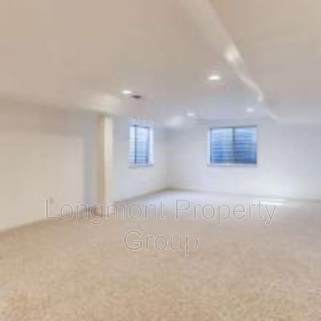 Building Photo - 3581 Larkspur Cir