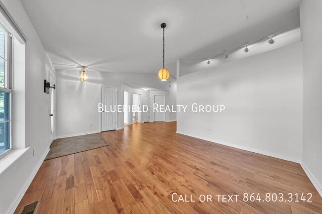 Building Photo - 141 Quail Haven Dr