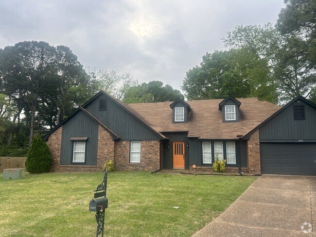 Building Photo - 6842 Fox Gap Cv