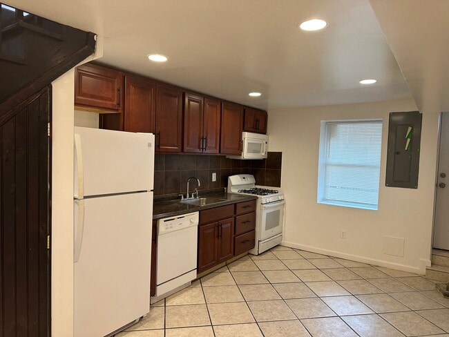 Building Photo - Beautifully Renovated Three Bedroom Home for Rent! Central Air! Rear Deck! Available Now!