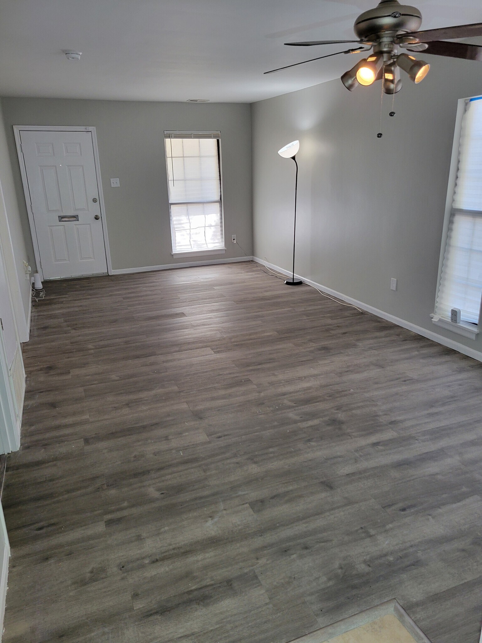 Livingroom - 5222 N 20th St