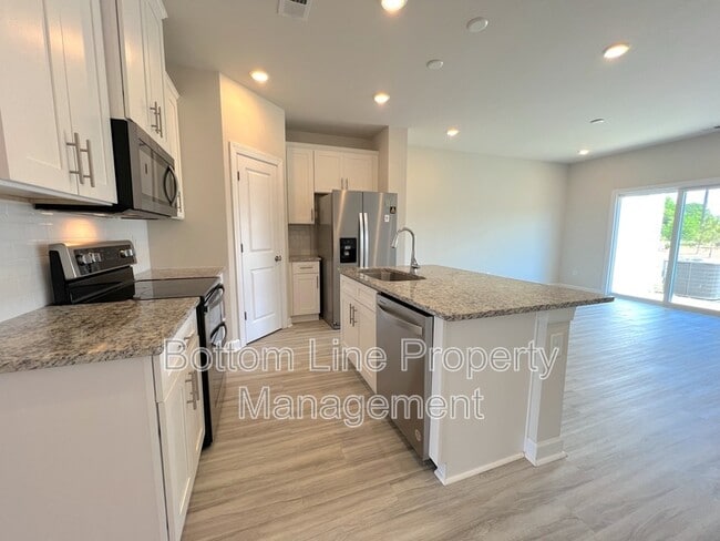 Building Photo - 1816 Braemar Vlg Dr