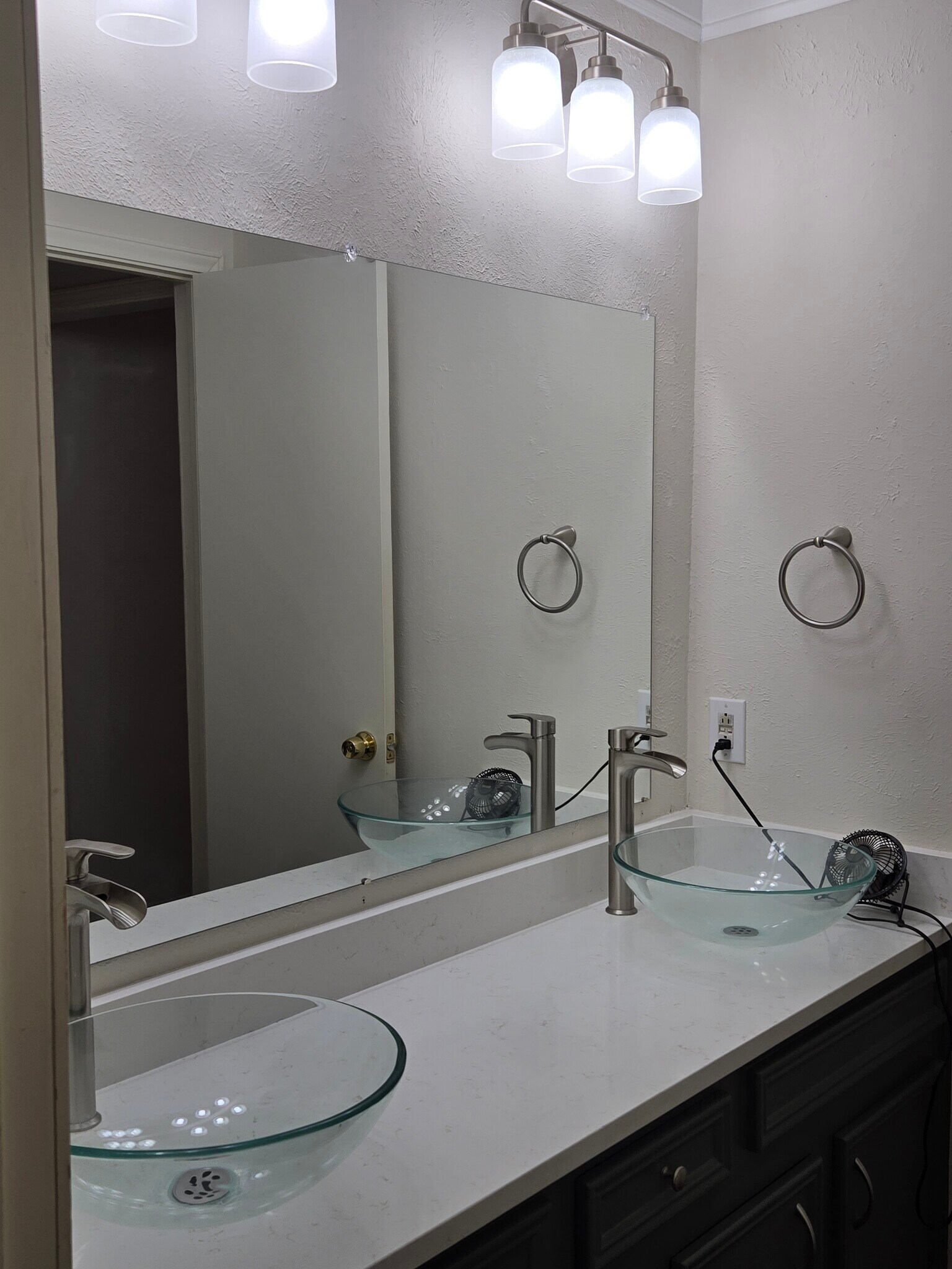 Building Photo - 2211 Placid Dr
