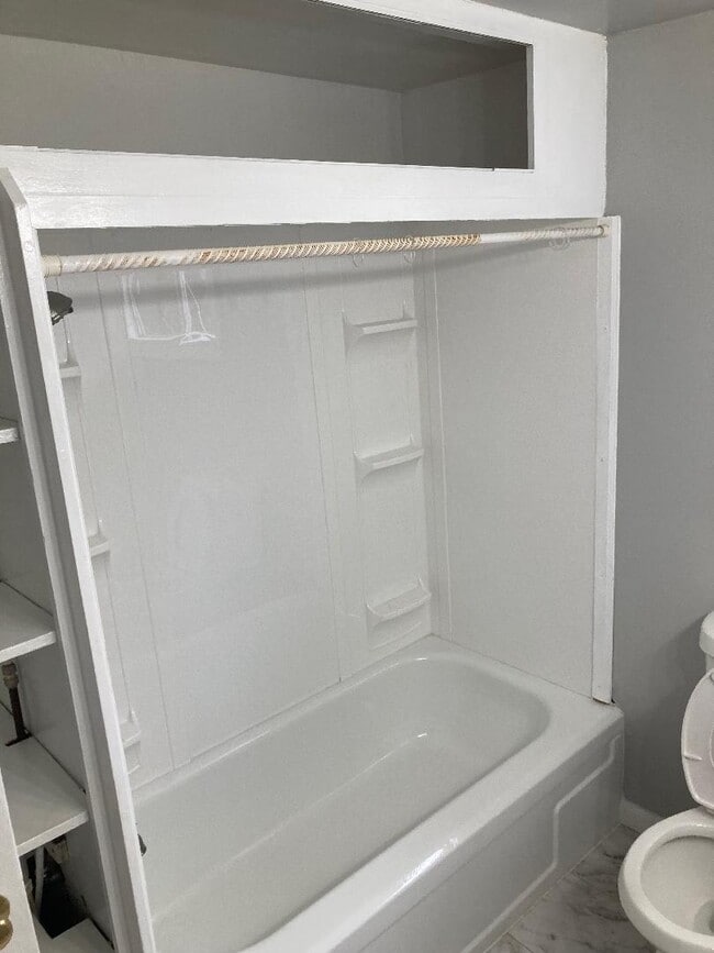 Building Photo - 291 Washington St