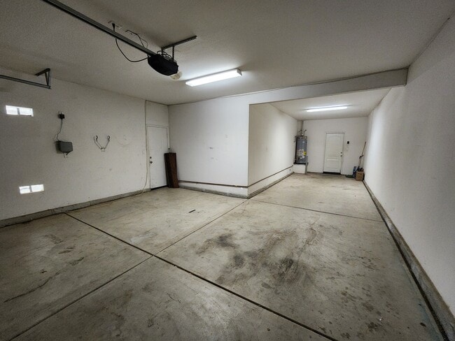 Building Photo - 12510 Colorado Ave