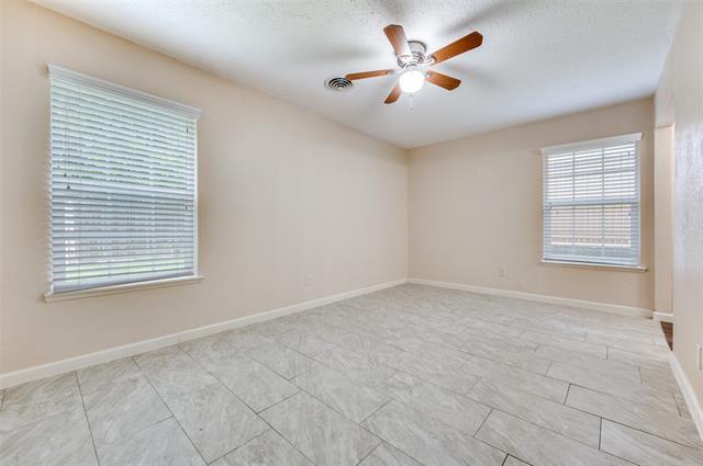 Building Photo - 3547 Ridgeoak Way