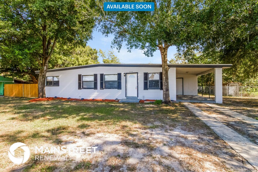 Primary Photo - 579 N Lake Ave